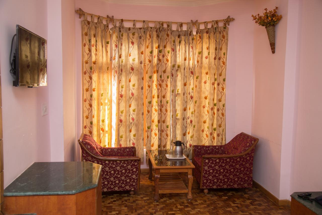 Hotel Satkar Residency - Riverside Old Manali Экстерьер фото