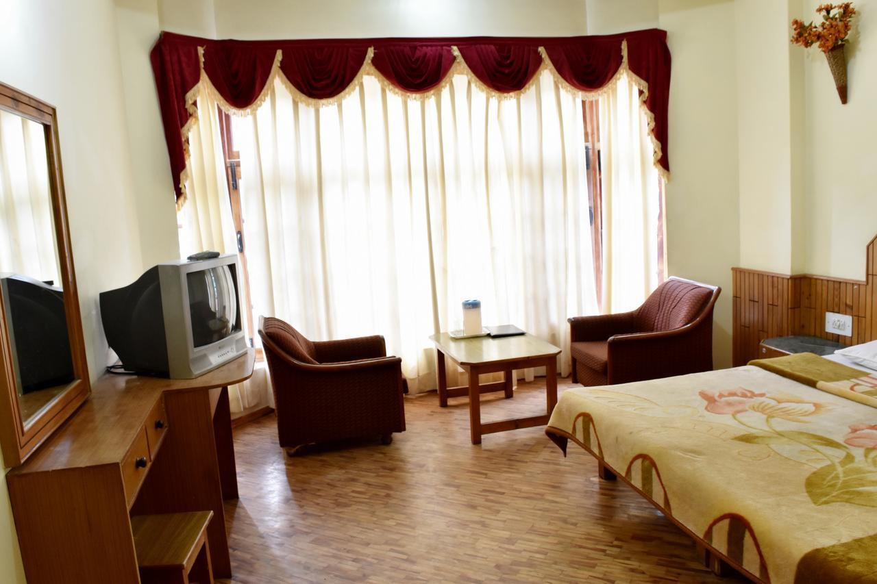 Hotel Satkar Residency - Riverside Old Manali Экстерьер фото